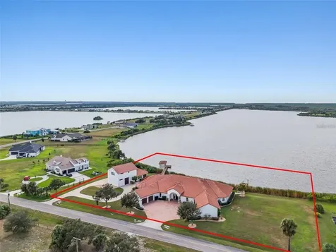 3215 Gulf City Road Ruskin FL 33570