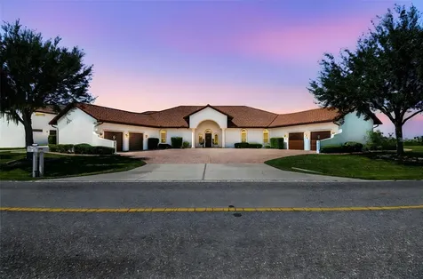 3215 Gulf City Road Ruskin FL 33570