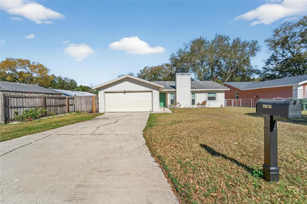 1938 Cinnamon Drive Lakeland FL 33801