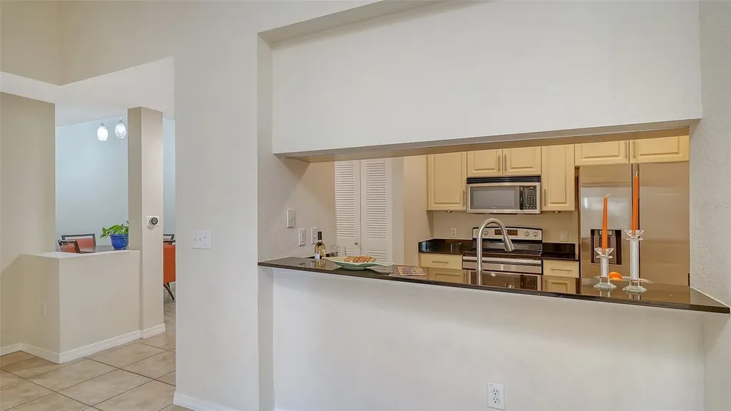 1064 N Tamiami Trail Sarasota FL 34236
