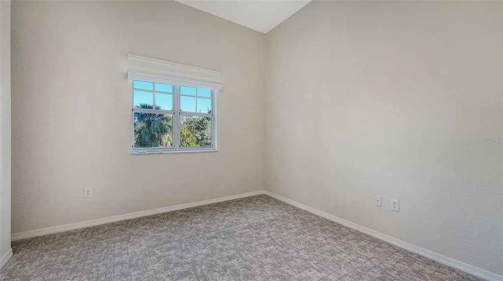 1064 N Tamiami Trail Sarasota FL 34236