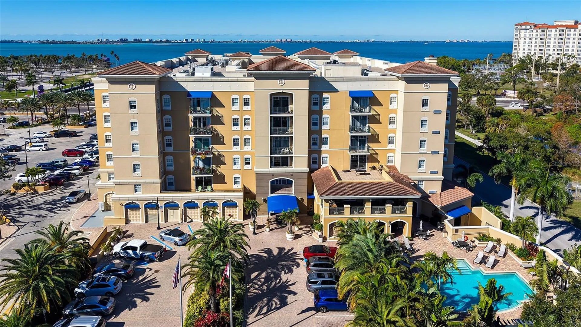 1064 N Tamiami Trail Sarasota FL 34236