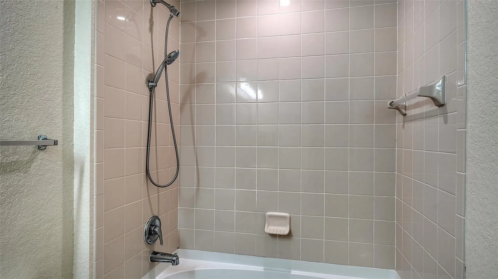 1064 N Tamiami Trail Sarasota FL 34236