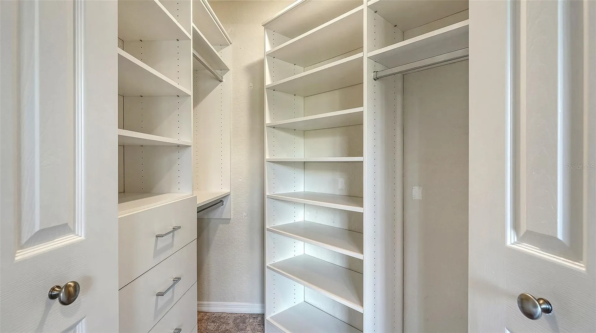 1064 N Tamiami Trail Sarasota FL 34236