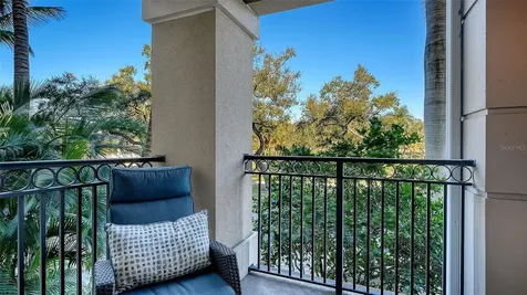 1064 N Tamiami Trail Sarasota FL 34236
