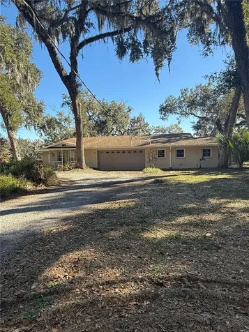 13908 Paradise Lane Dade City FL 33525