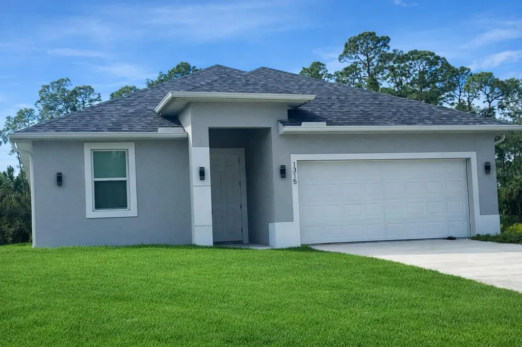 1315 E Benbow Circle Labelle FL 33935