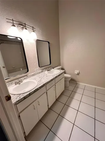 8674 Hunters Key Circle Tampa FL 33647