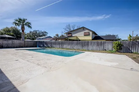 7416 Clearview Drive Tampa FL 33634