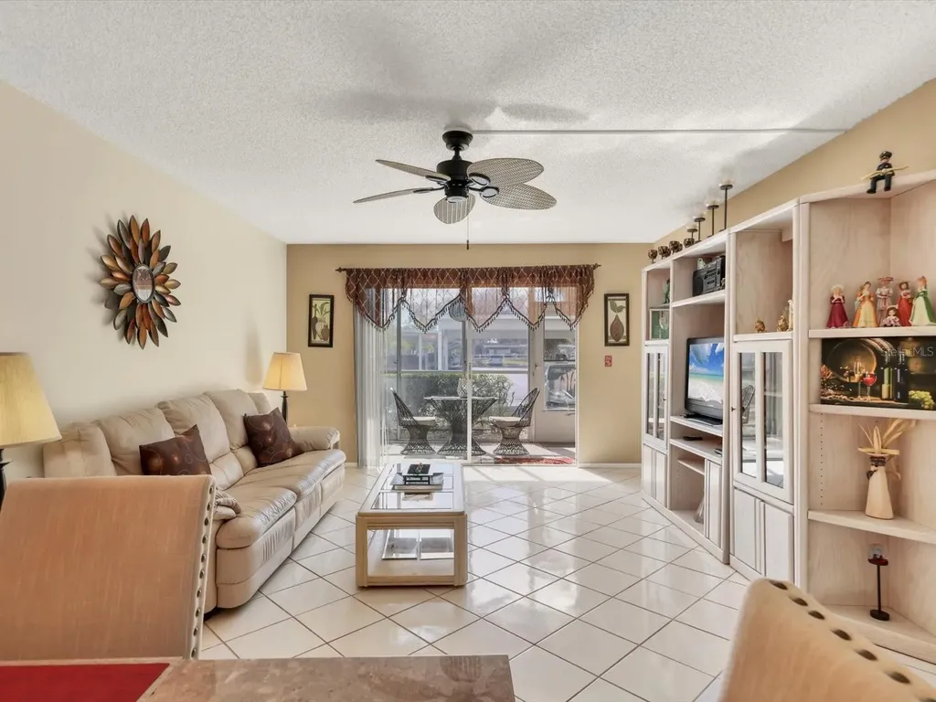 1330 Glen Oaks Drive E Sarasota FL 34232