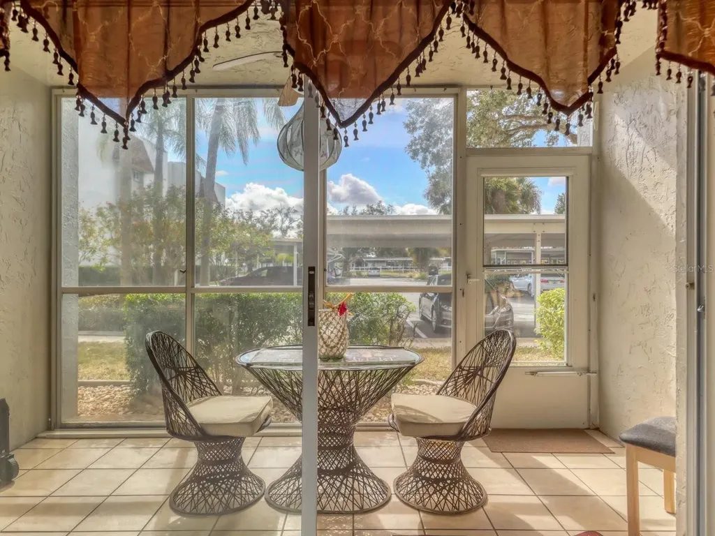1330 Glen Oaks Drive E Sarasota FL 34232
