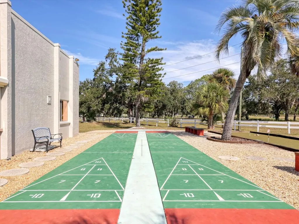 1330 Glen Oaks Drive E Sarasota FL 34232