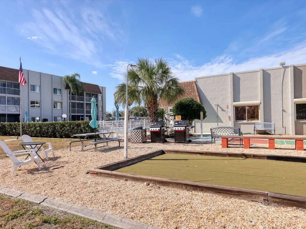 1330 Glen Oaks Drive E Sarasota FL 34232