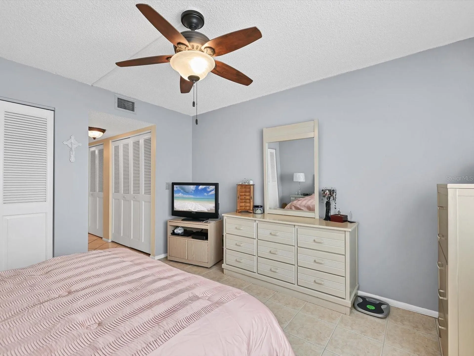 1330 Glen Oaks Drive E Sarasota FL 34232