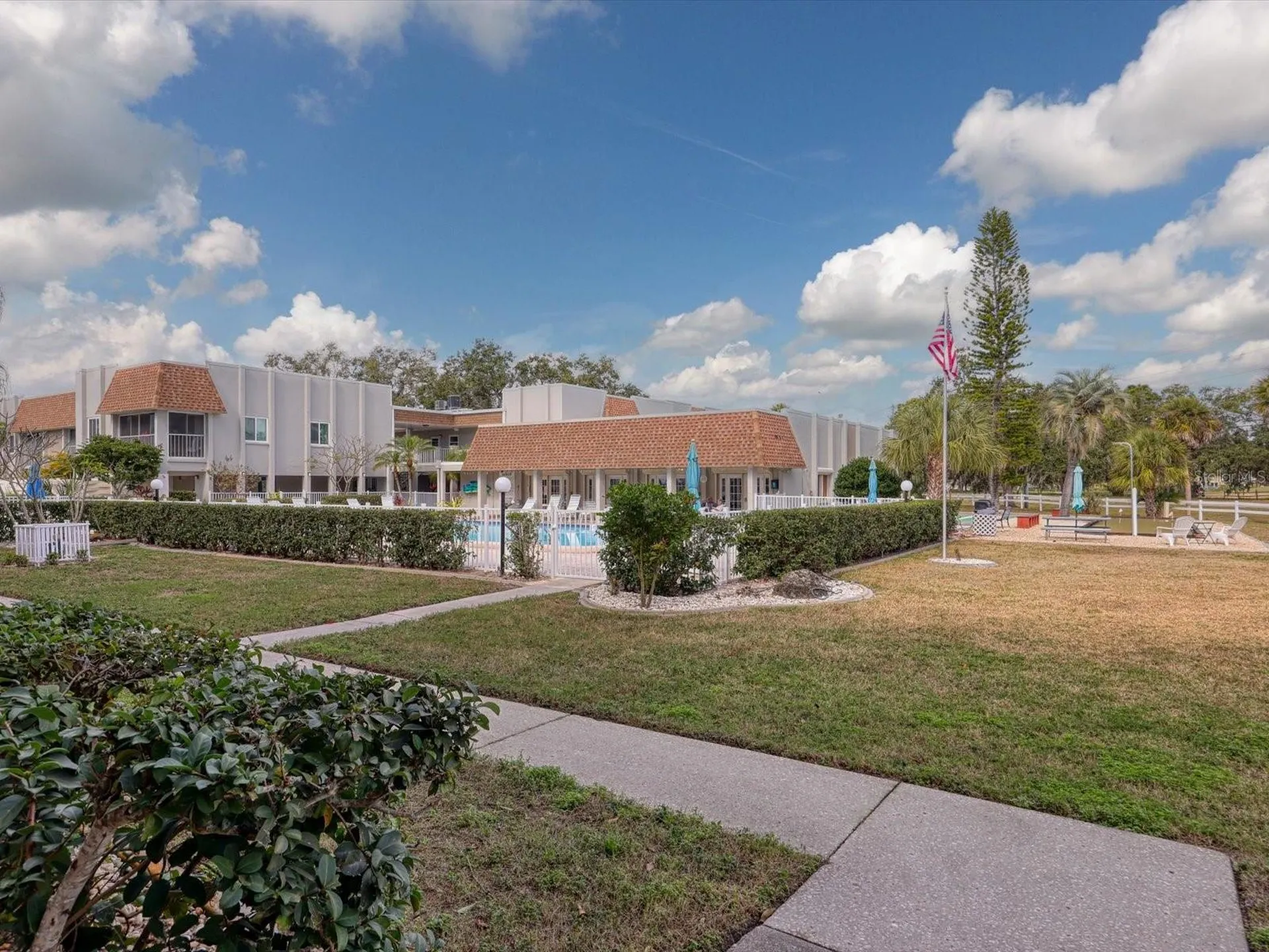 1330 Glen Oaks Drive E Sarasota FL 34232
