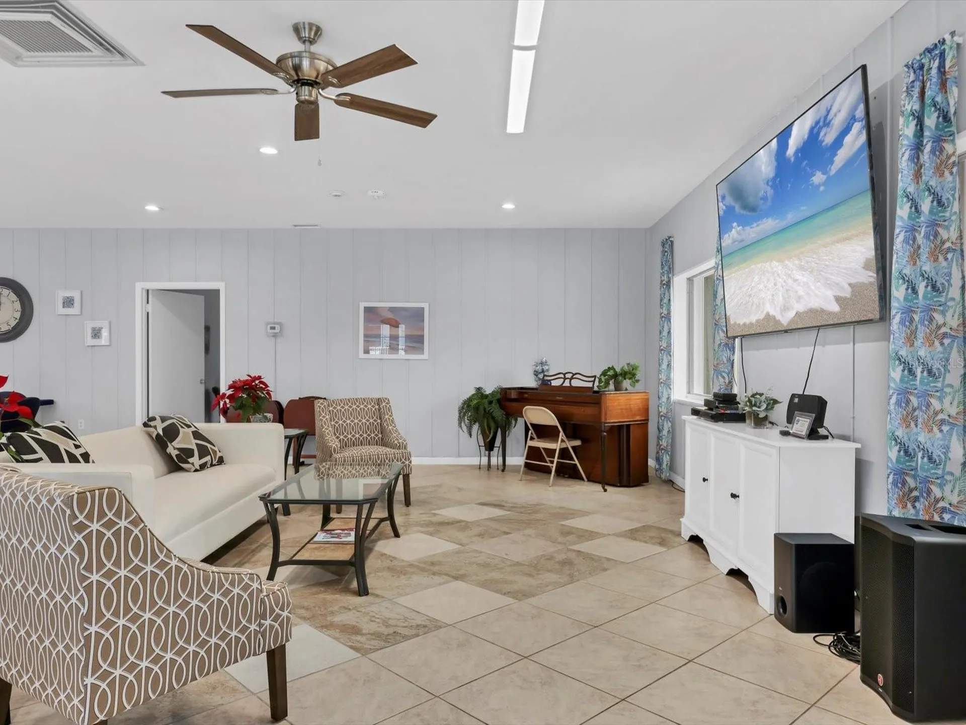 1330 Glen Oaks Drive E Sarasota FL 34232