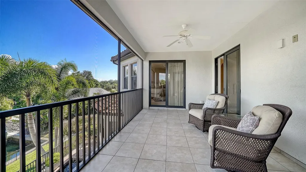 1005 Bogey Lane Longboat Key FL 34228
