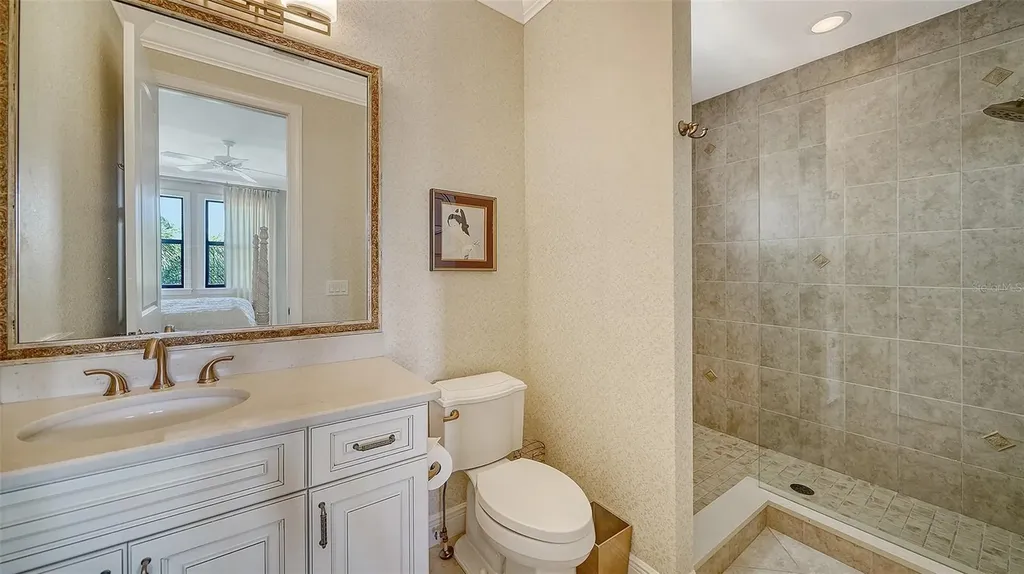 1005 Bogey Lane Longboat Key FL 34228