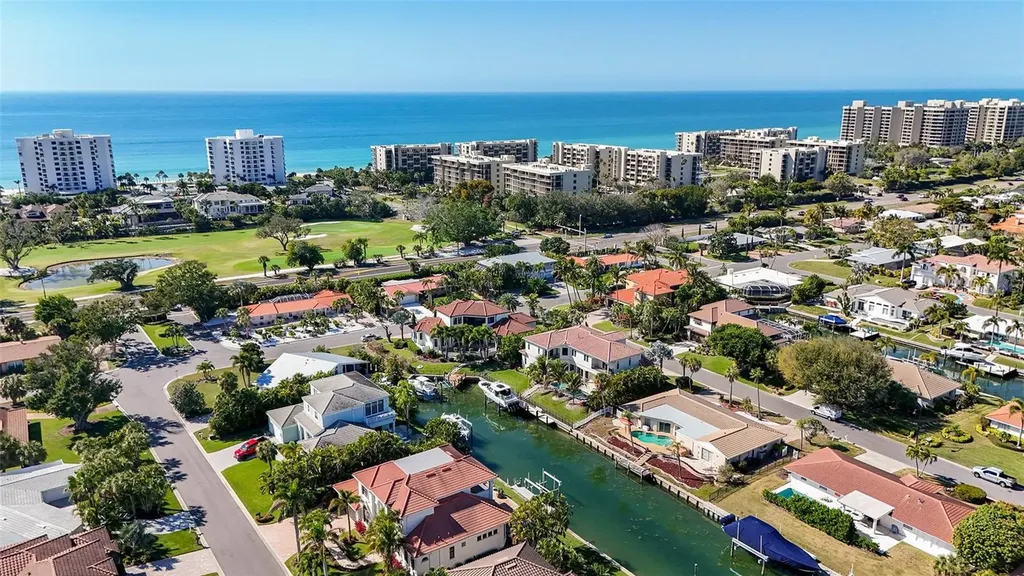 1005 Bogey Lane Longboat Key FL 34228
