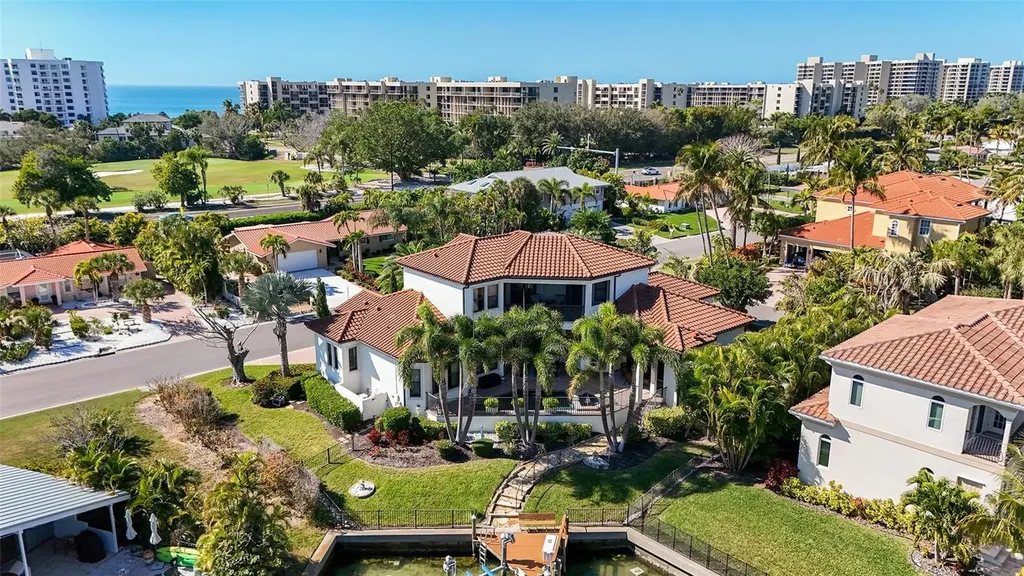 1005 Bogey Lane Longboat Key FL 34228