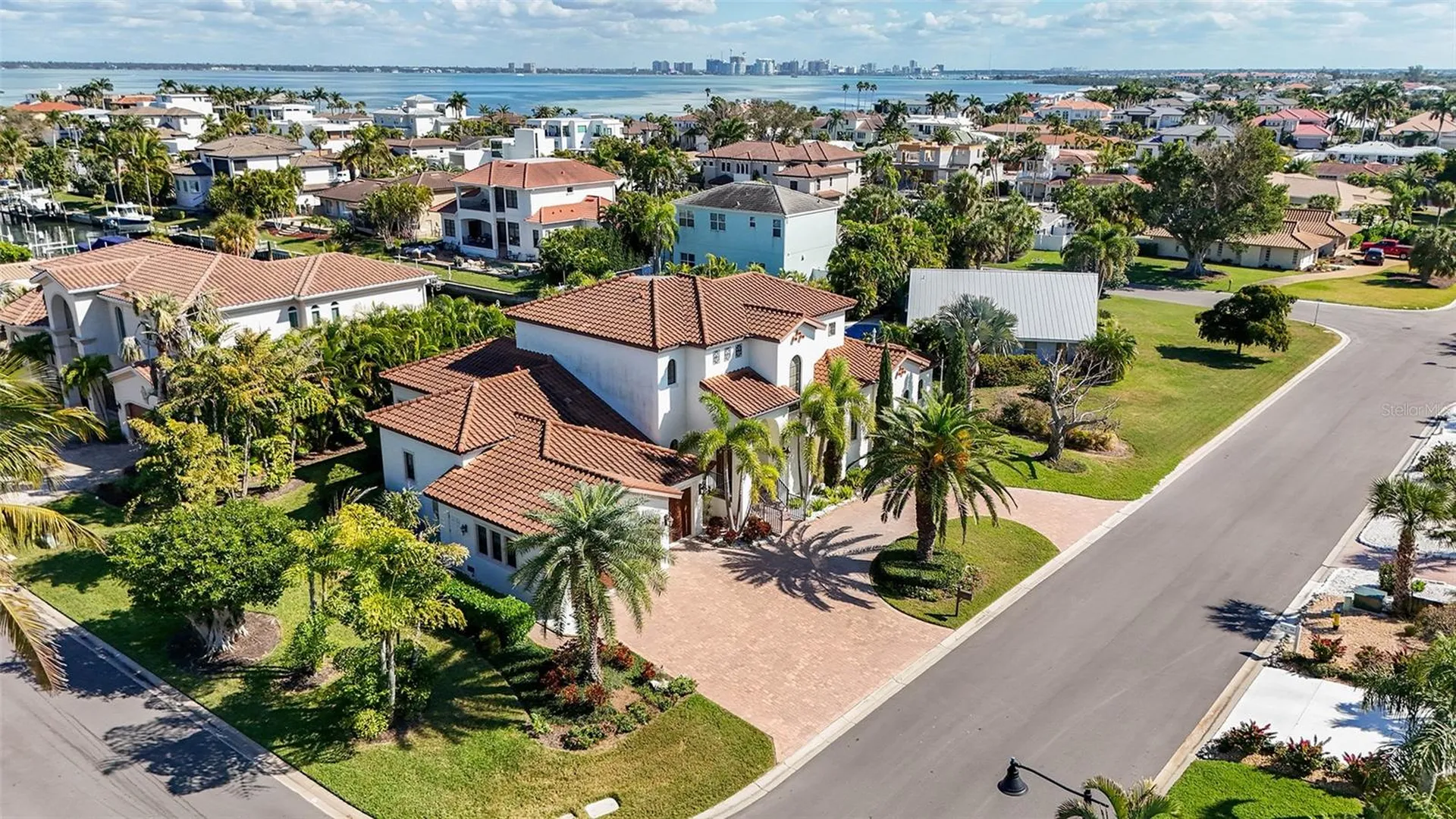 1005 Bogey Lane Longboat Key FL 34228