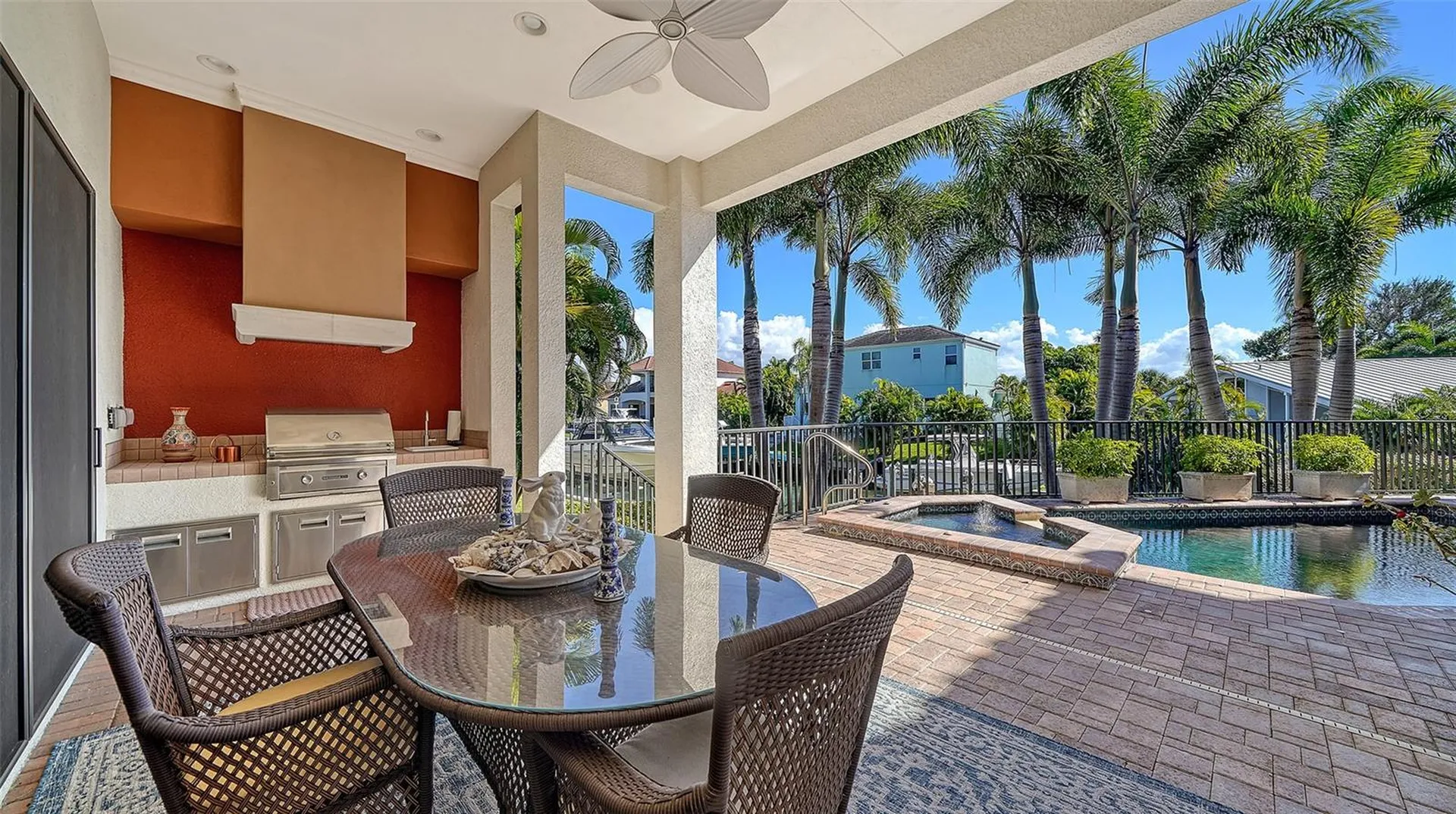 1005 Bogey Lane Longboat Key FL 34228