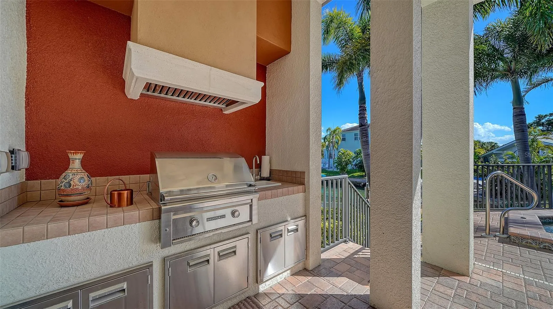 1005 Bogey Lane Longboat Key FL 34228