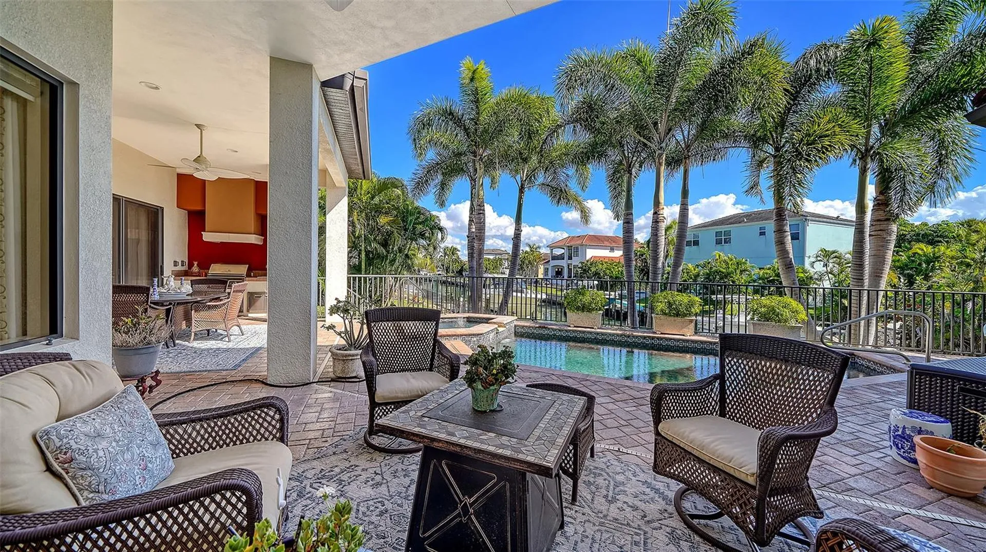 1005 Bogey Lane Longboat Key FL 34228