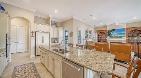 1005 Bogey Lane Longboat Key FL 34228