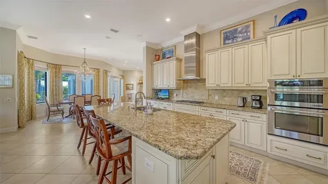 1005 Bogey Lane Longboat Key FL 34228