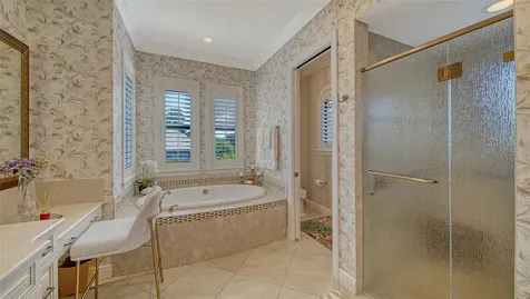 1005 Bogey Lane Longboat Key FL 34228