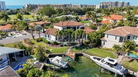 1005 Bogey Lane Longboat Key FL 34228