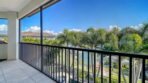 1005 Bogey Lane Longboat Key FL 34228