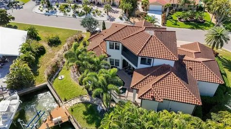 1005 Bogey Lane Longboat Key FL 34228