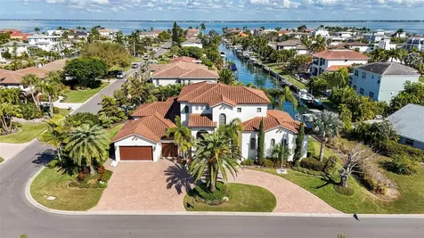 1005 Bogey Lane Longboat Key FL 34228