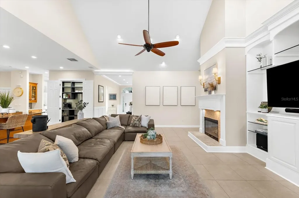 653 Old East Lake Road Tarpon Springs FL 34688