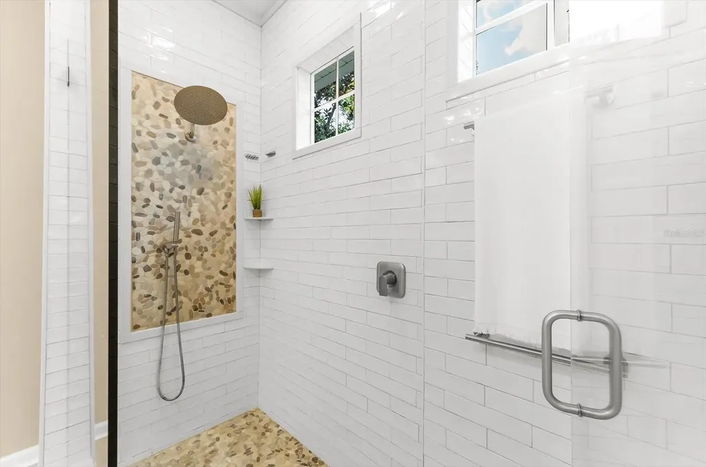 653 Old East Lake Road Tarpon Springs FL 34688