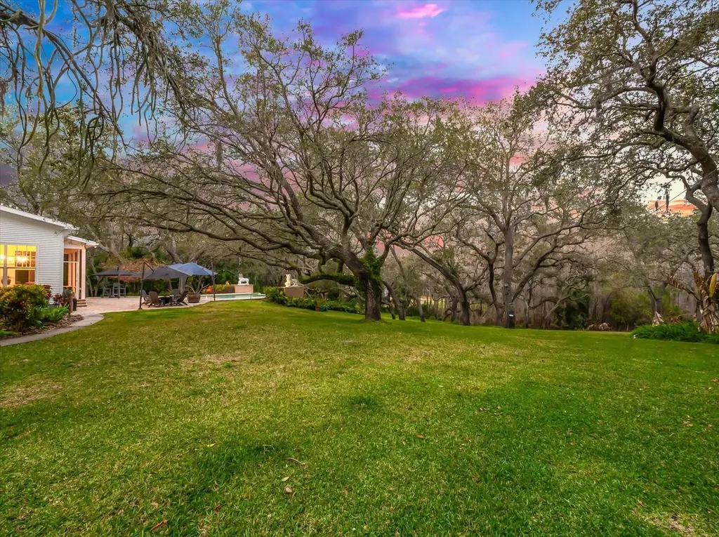 653 Old East Lake Road Tarpon Springs FL 34688