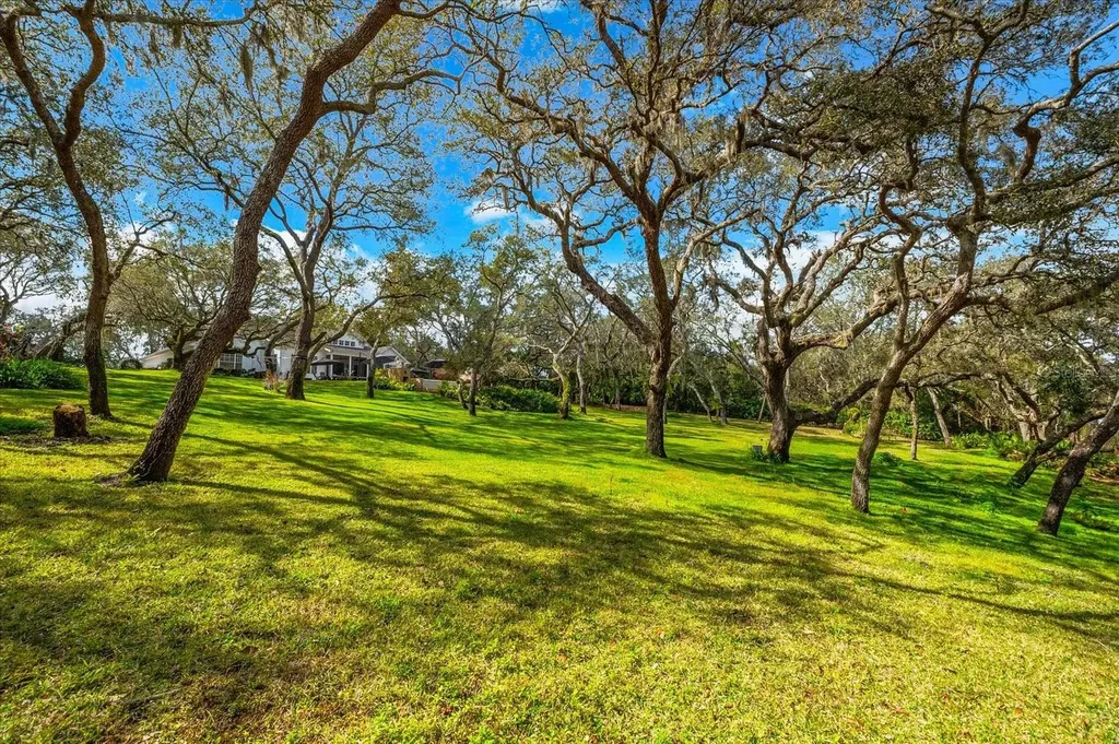 653 Old East Lake Road Tarpon Springs FL 34688