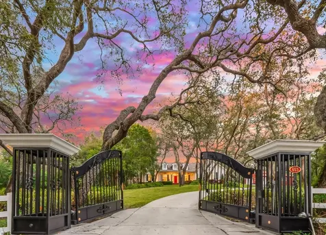 653 Old East Lake Road Tarpon Springs FL 34688
