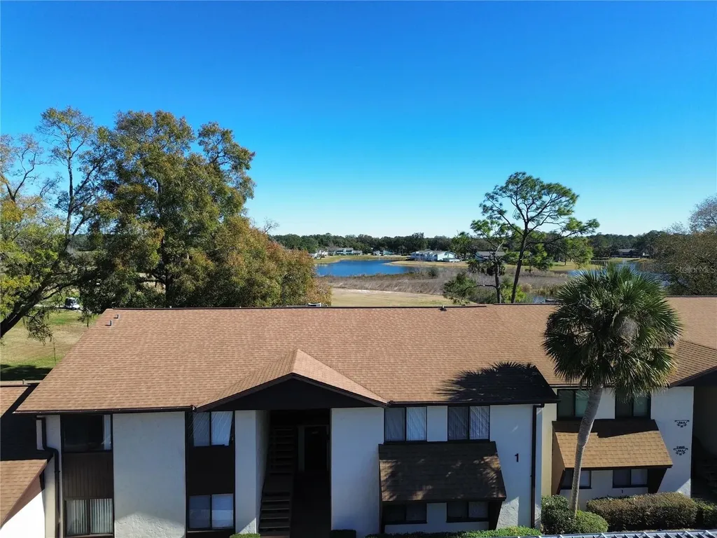 512 Fairways Circle Ocala FL 34472