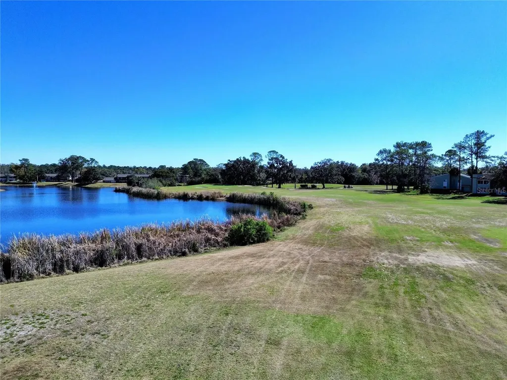 512 Fairways Circle Ocala FL 34472
