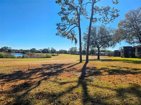 512 Fairways Circle Ocala FL 34472