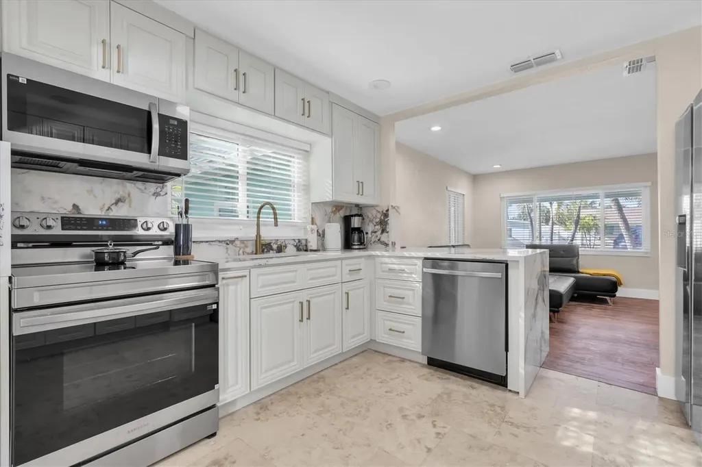 518 77th Avenue St Pete Beach FL 33706