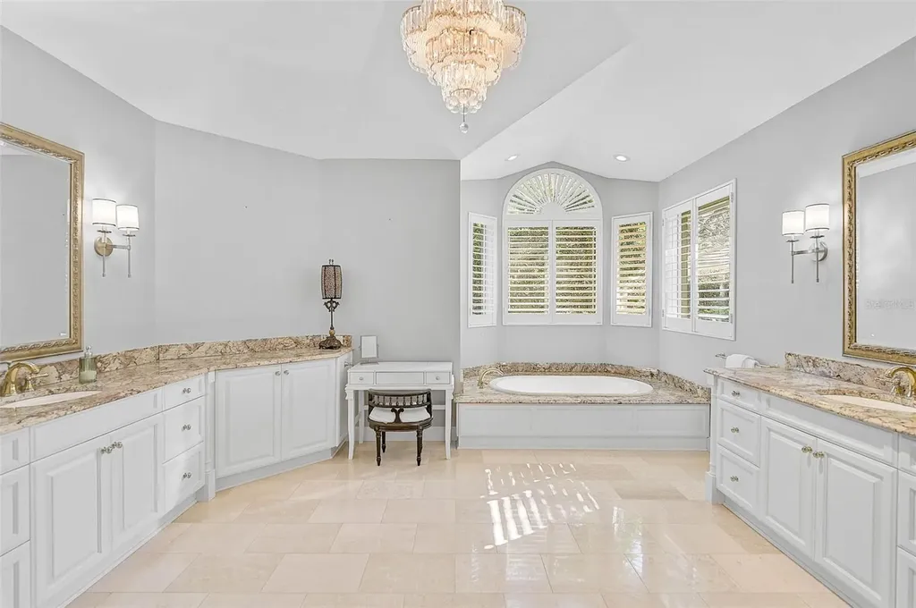 662 Fernwalk Lane Osprey FL 34229