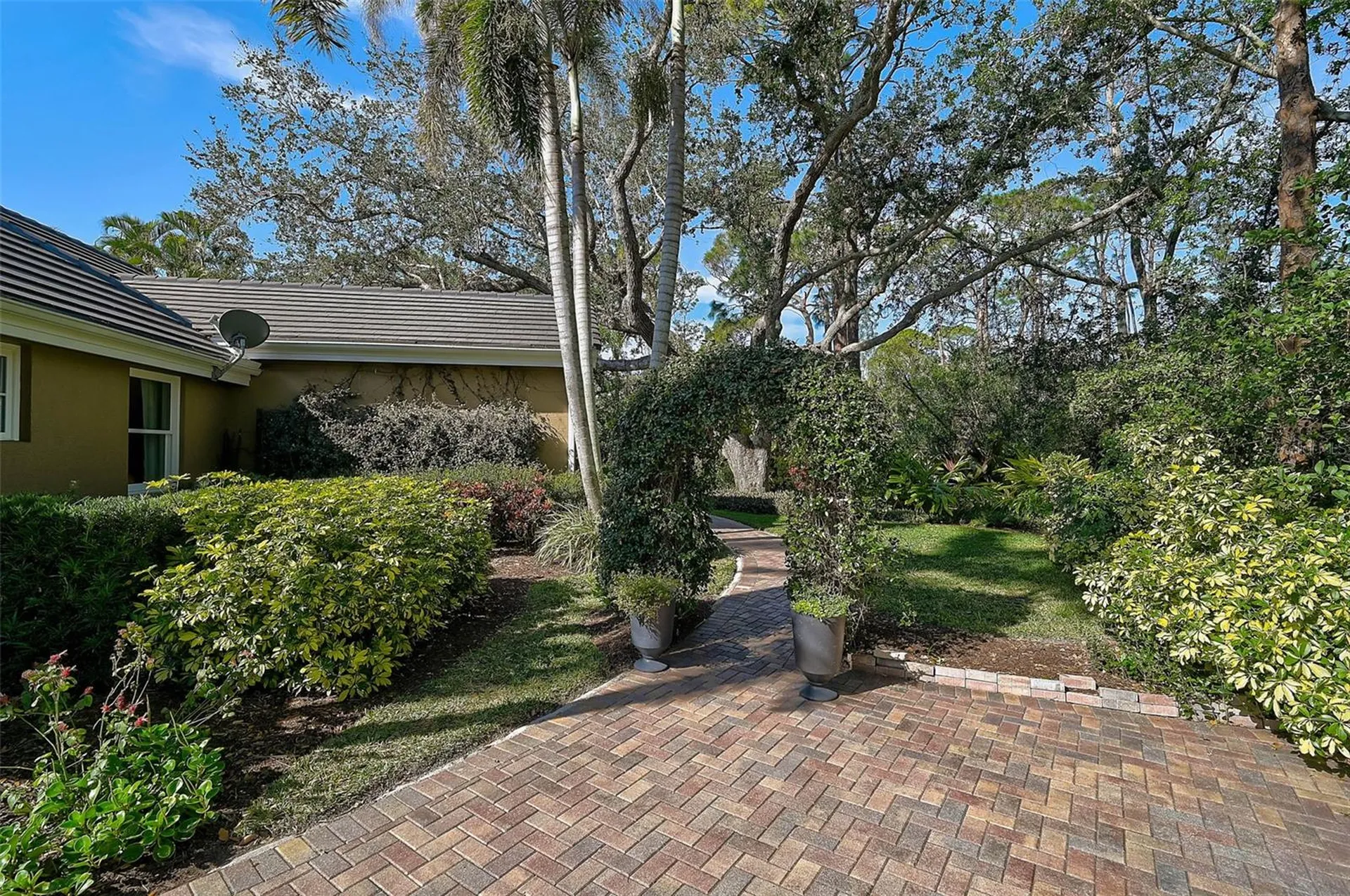 662 Fernwalk Lane Osprey FL 34229