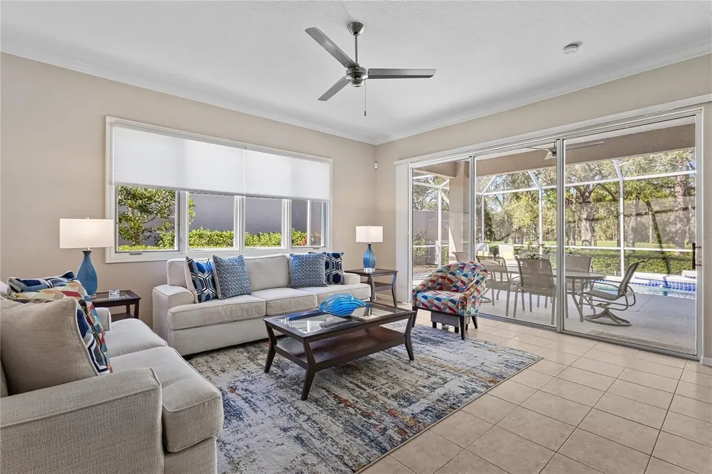 8733 49th Terrace East Bradenton FL 34211