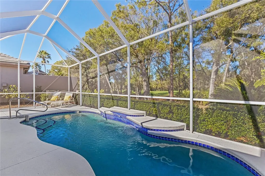 8733 49th Terrace East Bradenton FL 34211