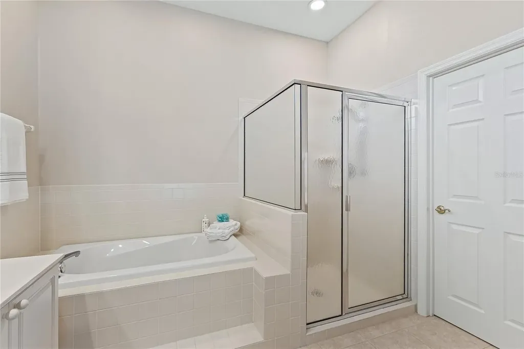8733 49th Terrace East Bradenton FL 34211