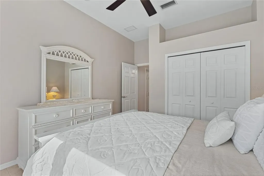 8733 49th Terrace East Bradenton FL 34211